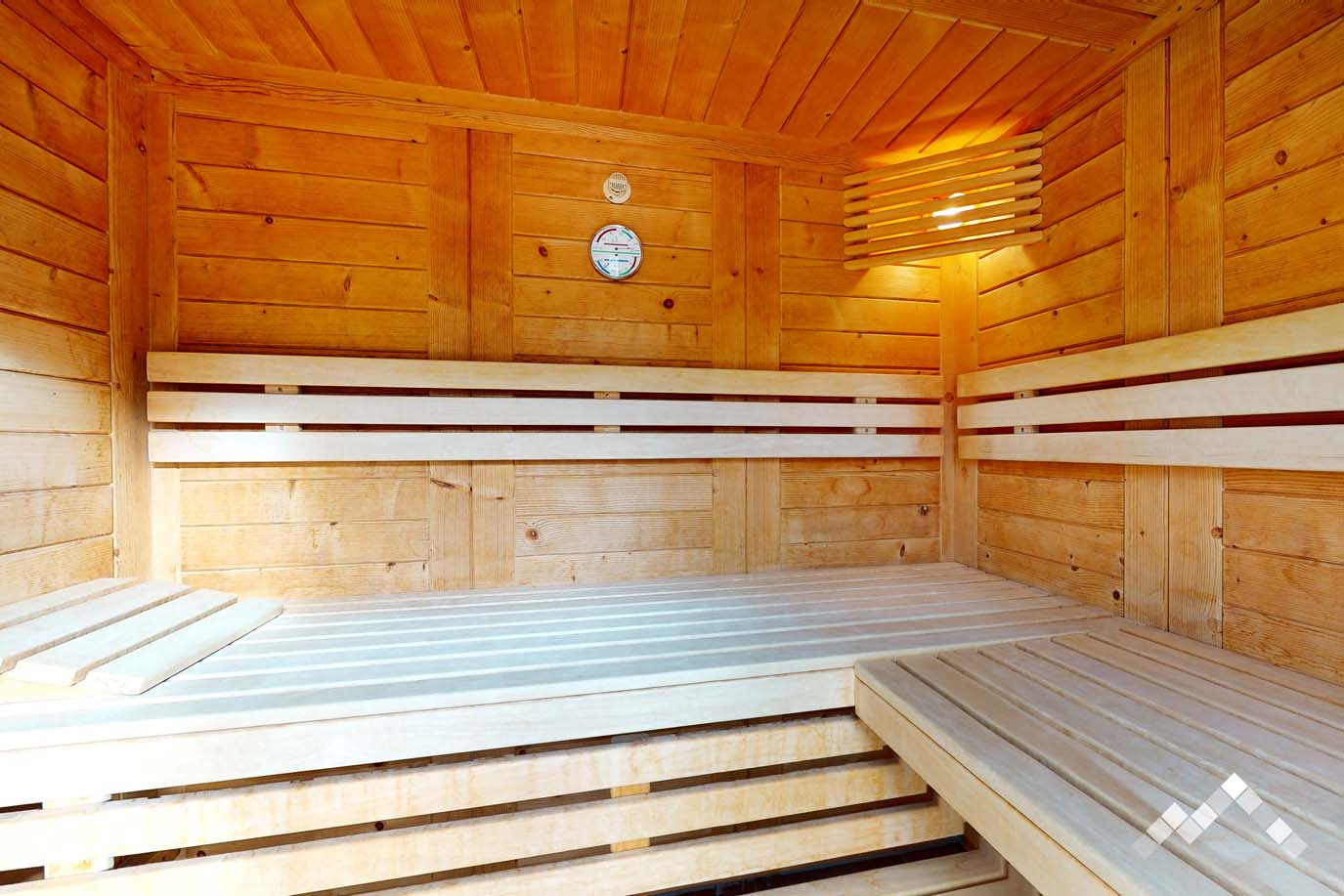 LA DEMEURE DU RUISSEAU (18 pers.) -4