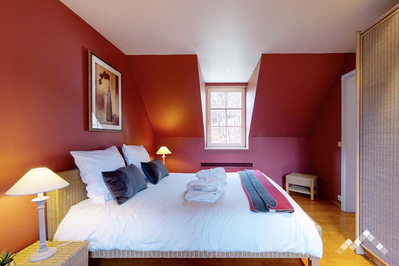 LA DEMEURE DU RUISSEAU (18 pers.) -17