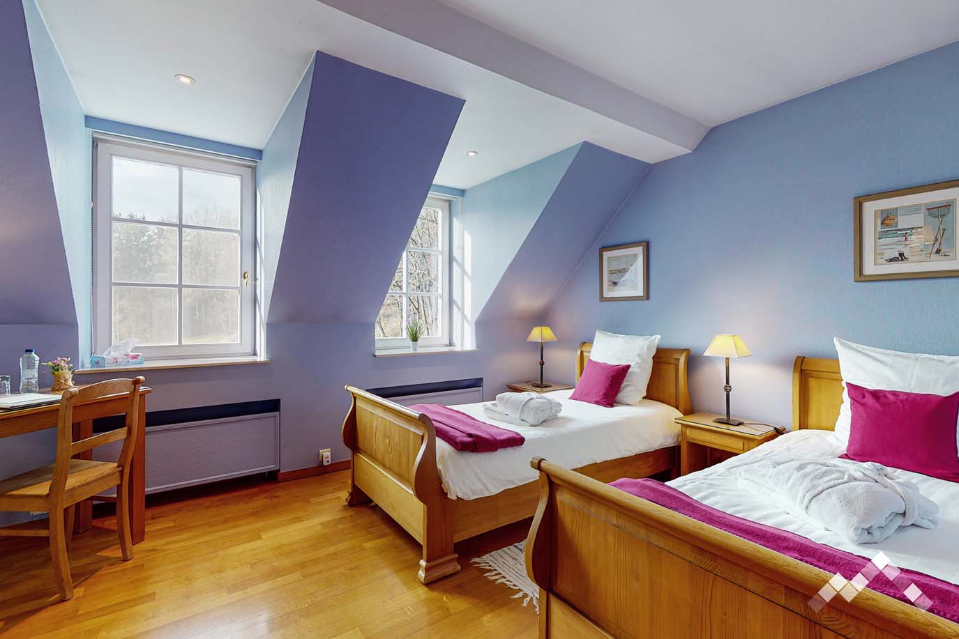 LA DEMEURE DU RUISSEAU (18 pers.) -23