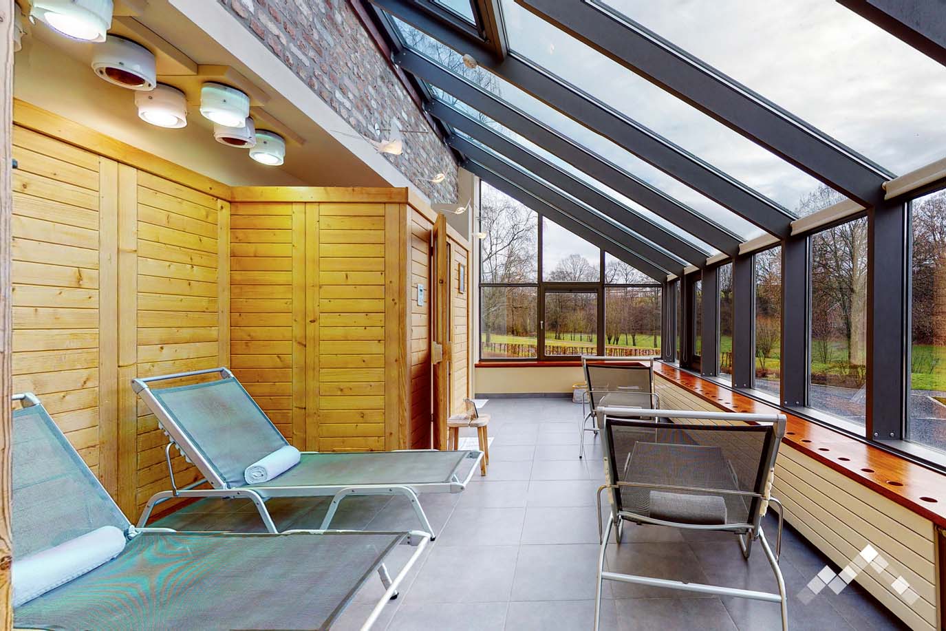 LA DEMEURE DU RUISSEAU (18 pers.) -48