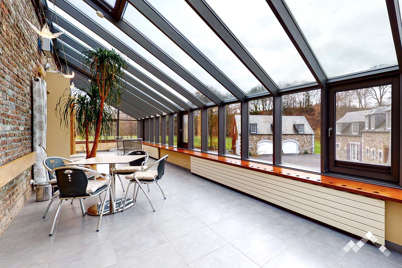 LA DEMEURE DU RUISSEAU (18 pers.) -49