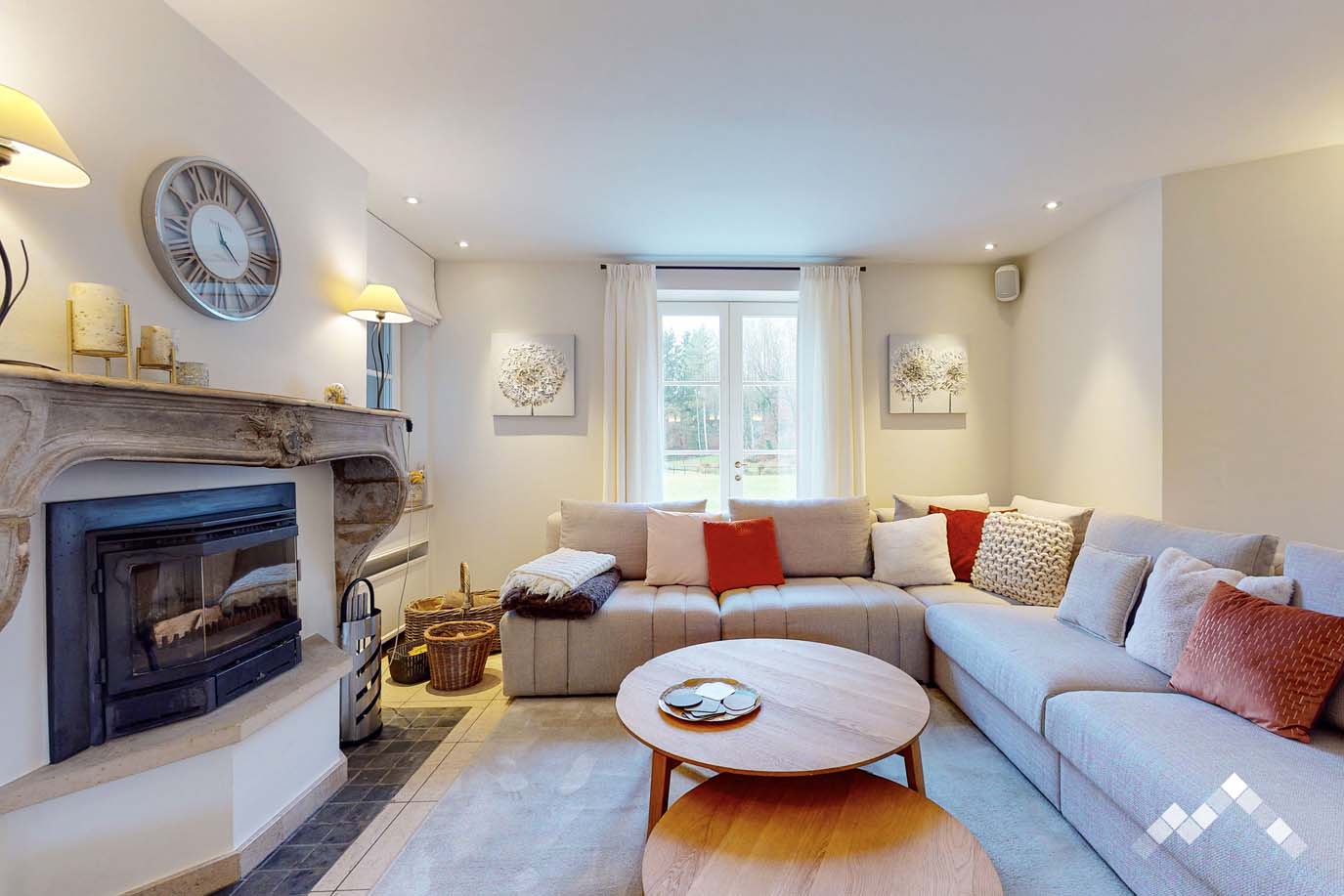 LA DEMEURE DU RUISSEAU (18 pers.) -56