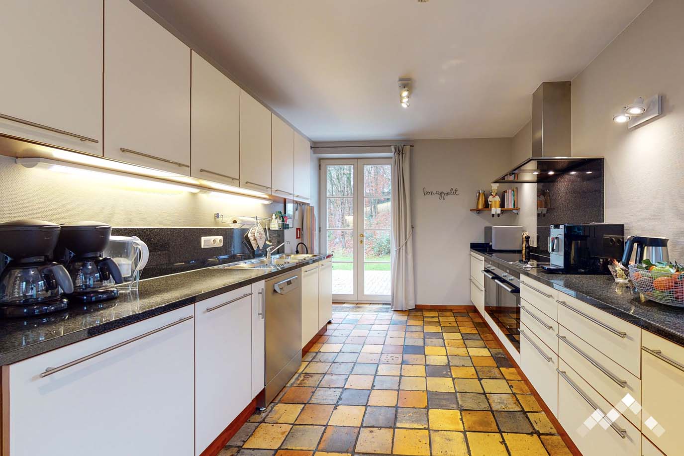 LA DEMEURE DU RUISSEAU (18 pers.) -60