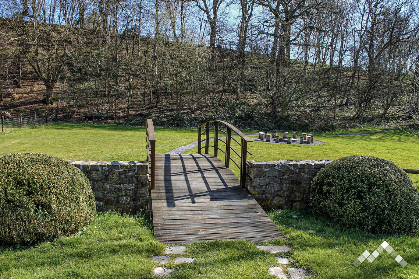 LA DEMEURE DU RUISSEAU (18 pers.) -65