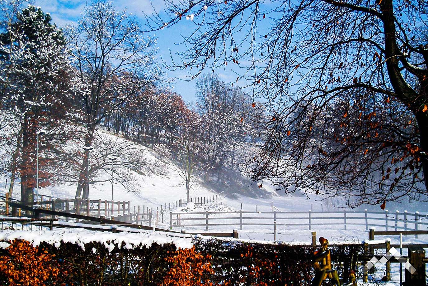 LA DEMEURE DU RUISSEAU (18 pers.) -72