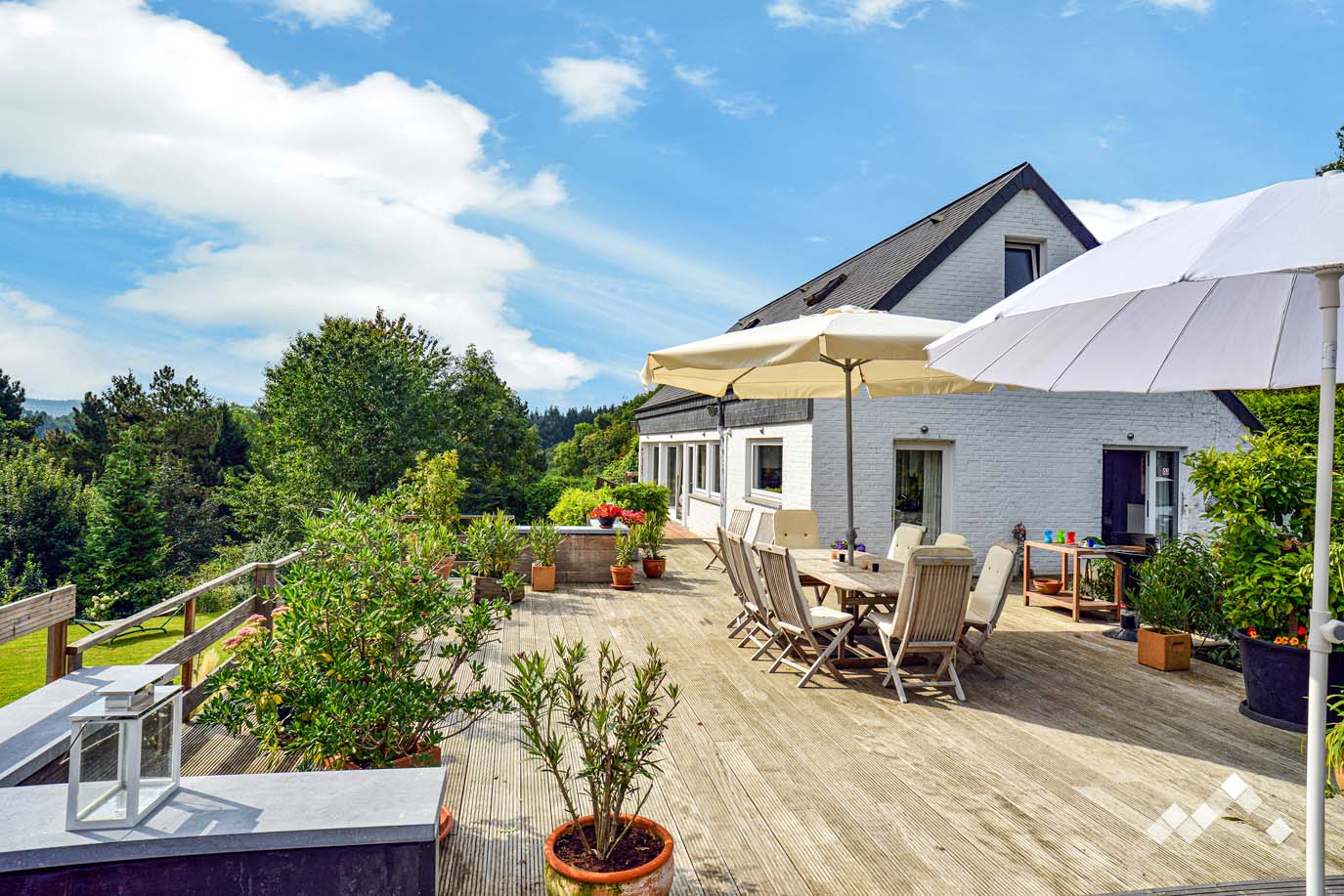 LE JARDIN D'EN HAUT-2