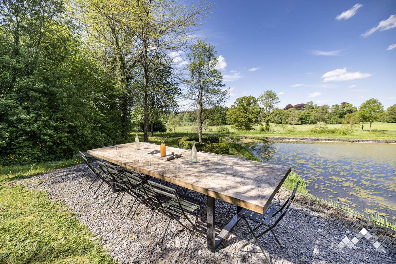 AU TOUR DE LA NATURE-1