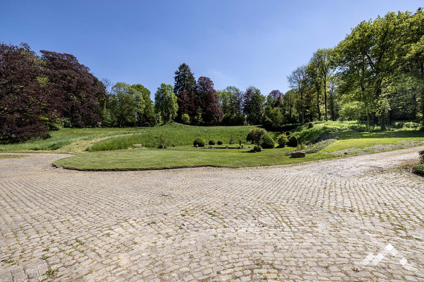 AU TOUR DE LA NATURE-9