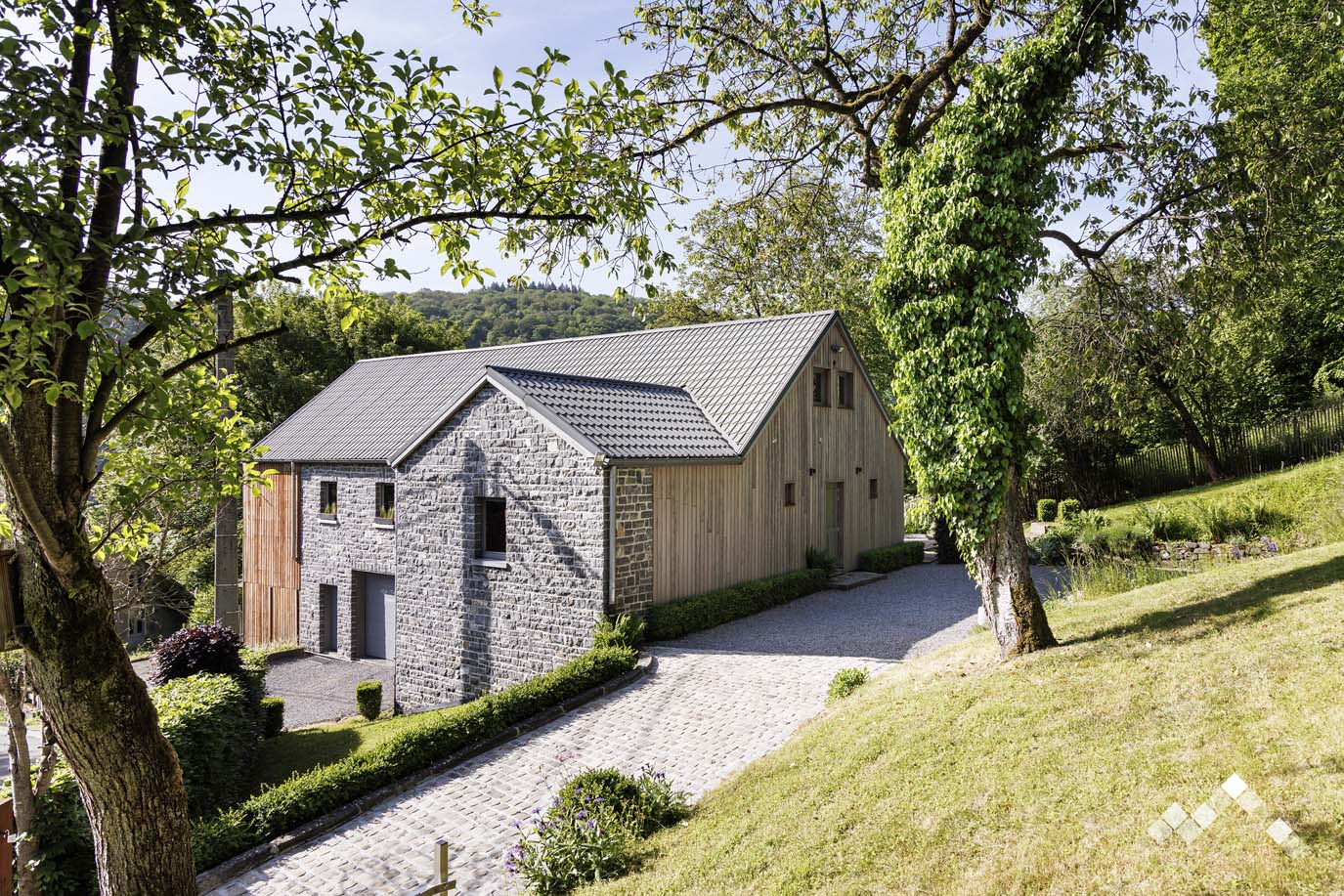 LE NID DES COUCOUS-0