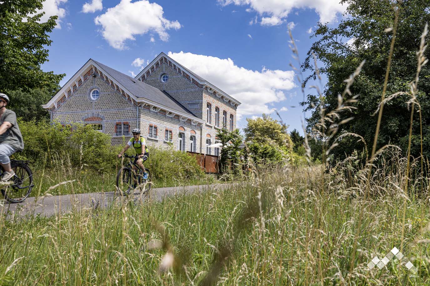 HALTE DES VOYAGEURS-1