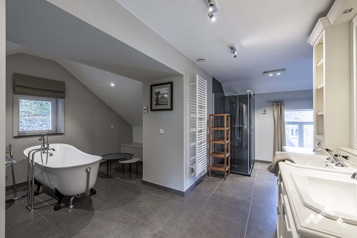 DE MAINS DE MAITRES-9