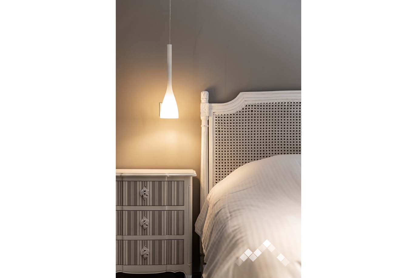 DE MAINS DE MAITRES-12