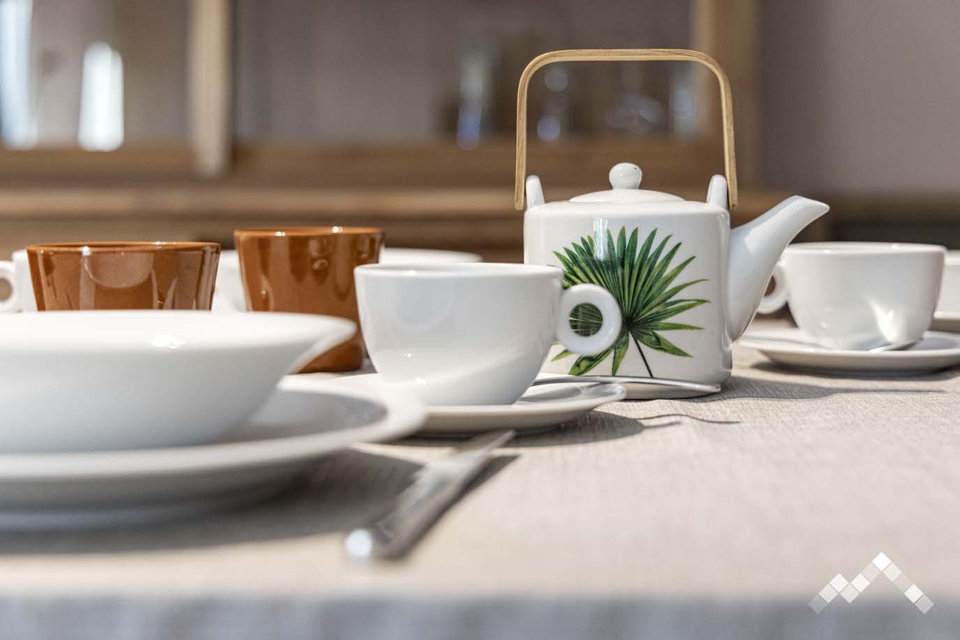 DE MAINS DE MAITRES-24