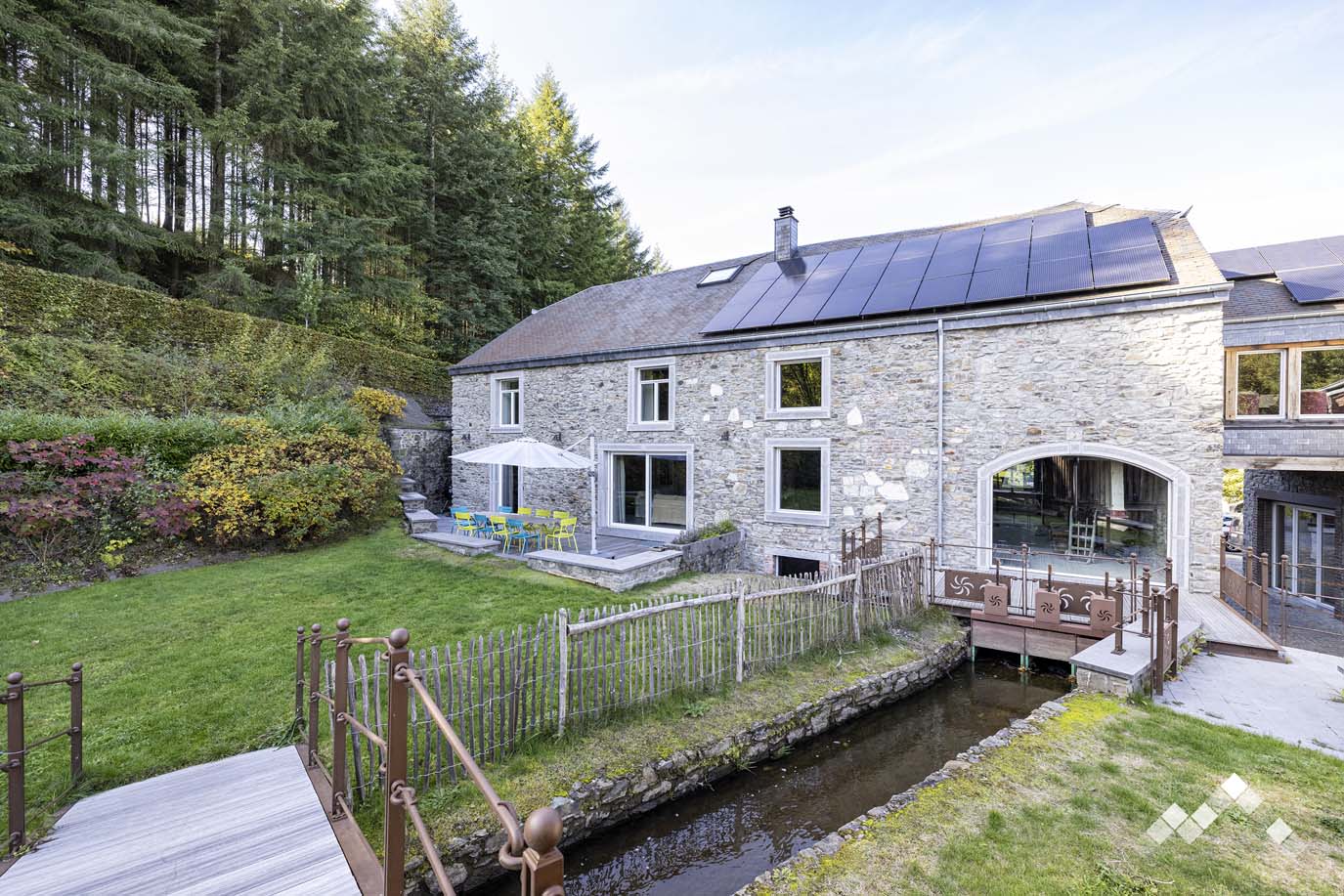 DE MAINS DE MAITRES-29