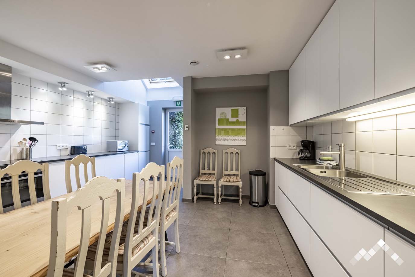 DE MAINS DE MAITRES-31