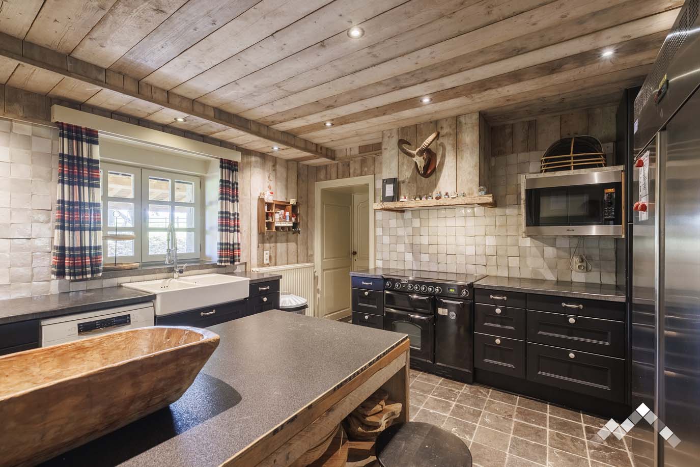 TERRE DE CONTES (14 pers.)-11