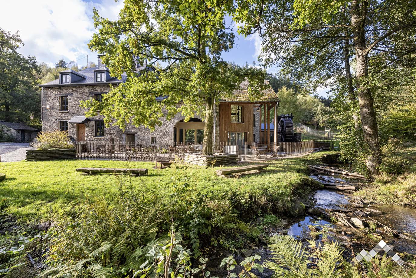 GRAINS DE FANTAISIE-0