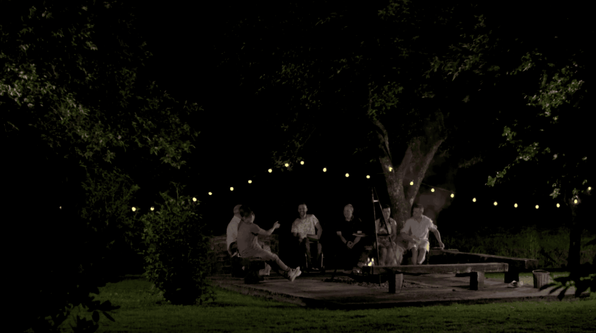 amour-est-dans-le-pre-trace-de-biche-brasero