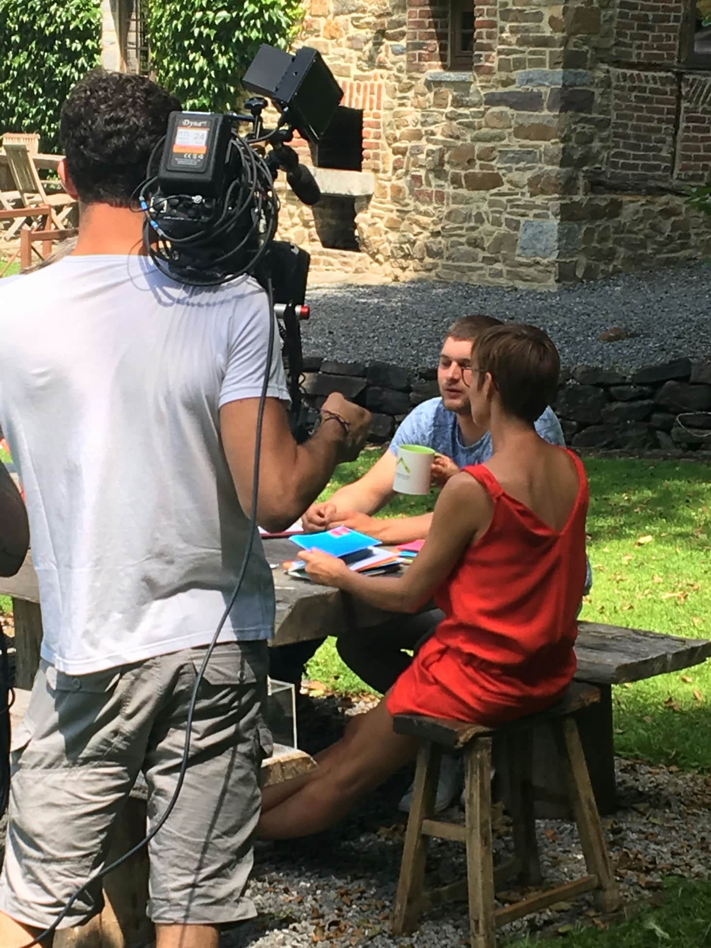 amour-est-dans-le-pre-echappee-belle-lettres