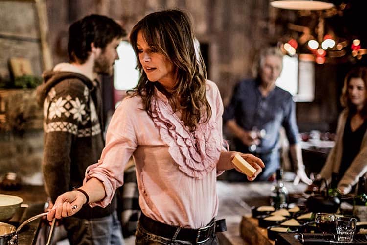 Puur-Pascale-naessens-ardenne-residences-holiday-houses-kitchen